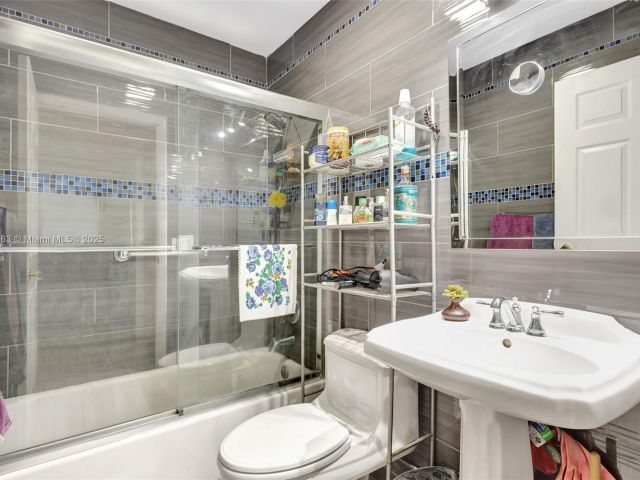 Продажа дома по адресу 4035 N 110th Ave N - фото 6096218