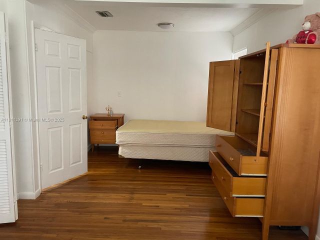 Продажа дома по адресу 127 NW 14th St - фото 6101231