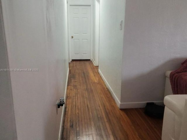 Продажа дома по адресу 127 NW 14th St - фото 6101232