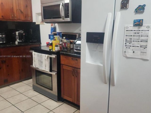 Продажа дома по адресу 127 NW 14th St - фото 6101234