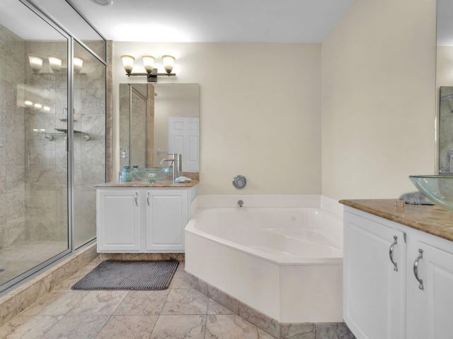 Продажа дома по адресу 3628 Dunes Vista Dr - фото 6117577