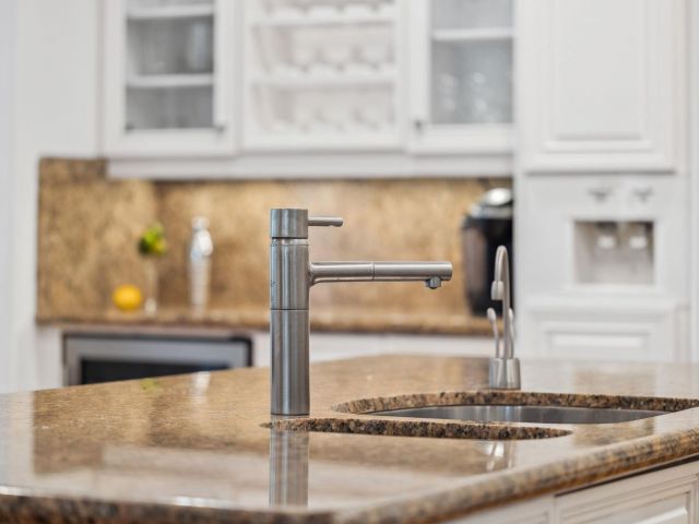 Дом в аренду по адресу 3301 NE 16th St - фото 6114965