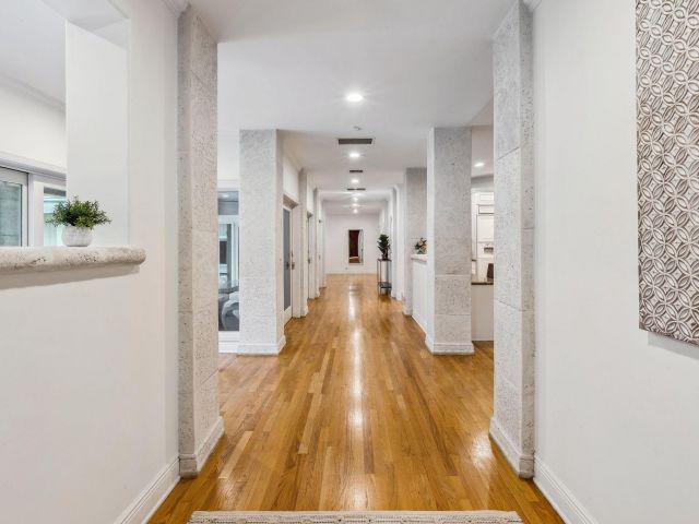 Дом в аренду по адресу 3301 NE 16th St - фото 6114973