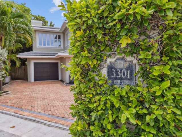 Дом в аренду по адресу 3301 NE 16th St - фото 6114981