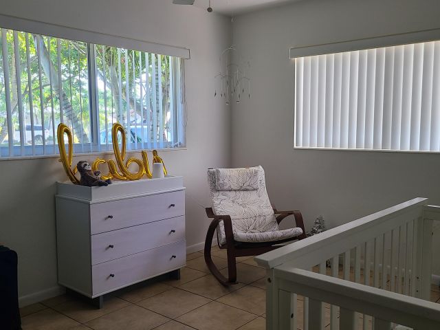 Дом в аренду по адресу 170 NW 7th Street - фото 6089923