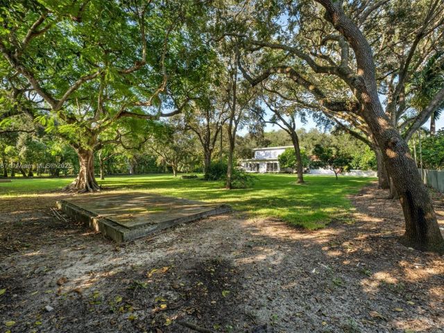 Продажа дома по адресу 7301 Ponce De Leon Rd - фото 6087765