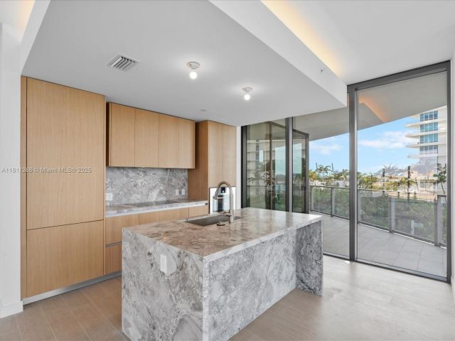 Продажа квартиры #805 - фото 6088262