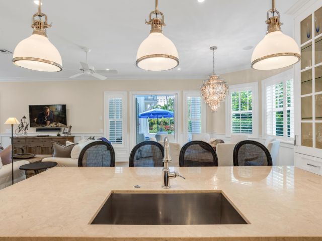 Продажа дома по адресу 110 Sea Lane - фото 6137766