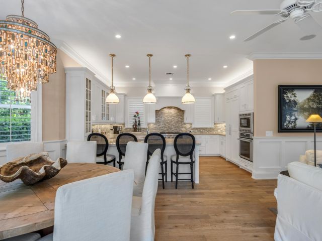 Продажа дома по адресу 110 Sea Lane - фото 6137769