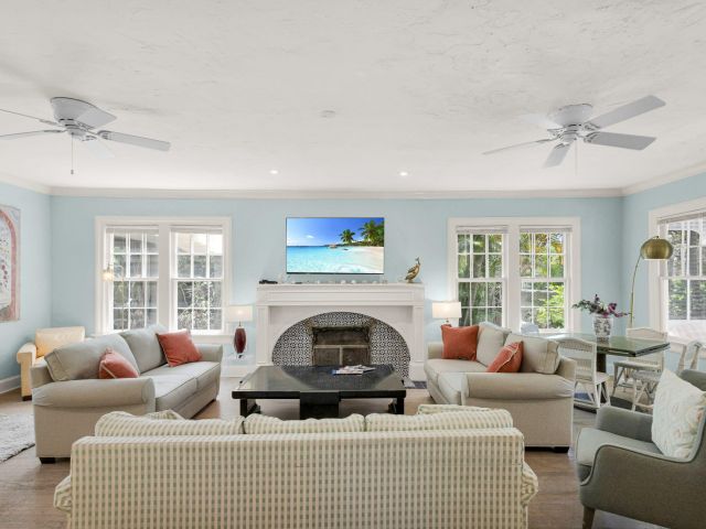 Дом в аренду по адресу 519 28th Street Main House - фото 6116429