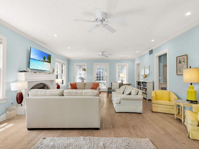 Дом в аренду по адресу 519 28th Street Main House - фото 6116432