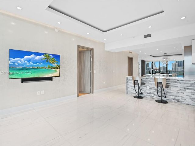 Продажа квартиры #803 - фото 6092002