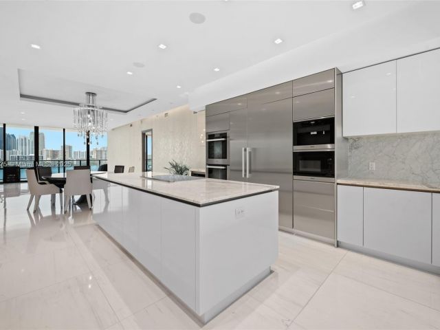 Продажа квартиры #803 - фото 6092006