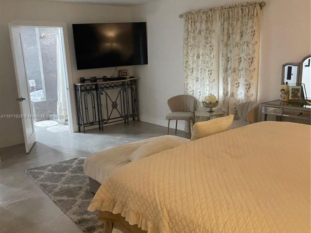 Продажа дома по адресу 19700 SW 184th St - фото 6091361