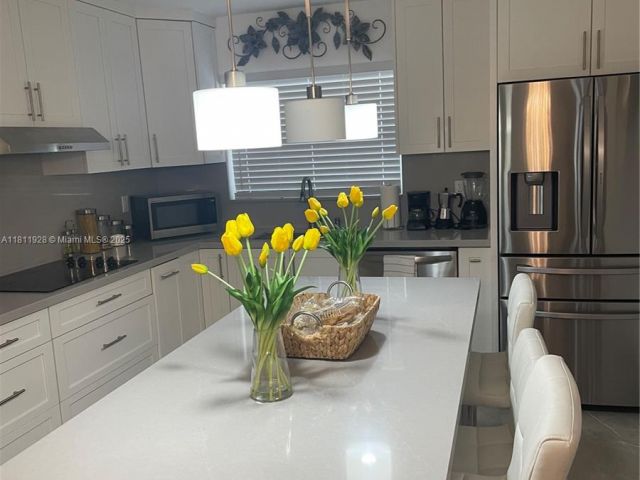 Продажа дома по адресу 19700 SW 184th St - фото 6091369