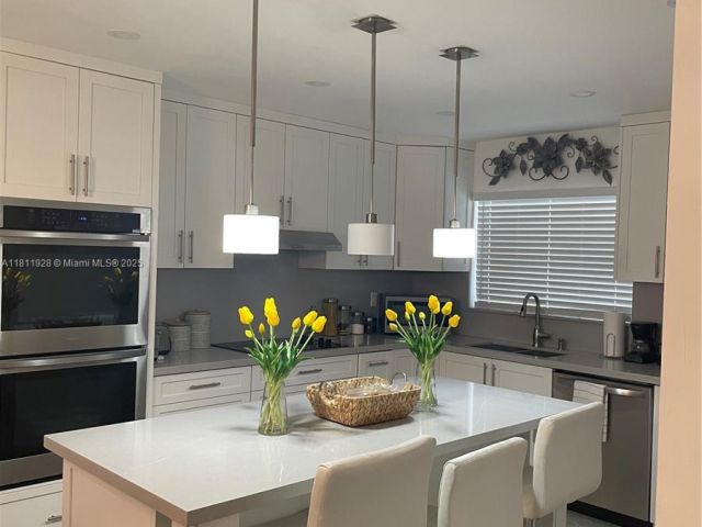 Продажа дома по адресу 19700 SW 184th St - фото 6091370