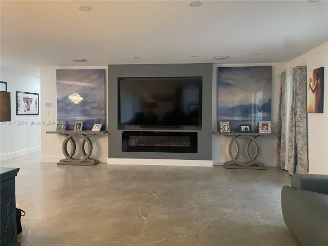 Продажа дома по адресу 19700 SW 184th St - фото 6091372