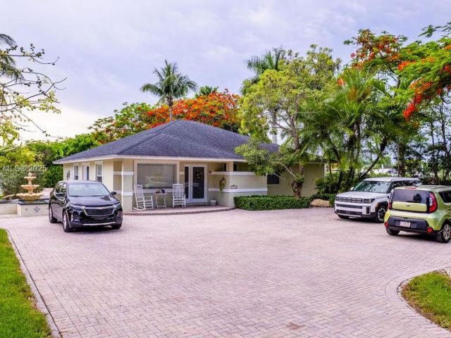 Продажа дома по адресу 19700 SW 184th St - фото 6091374