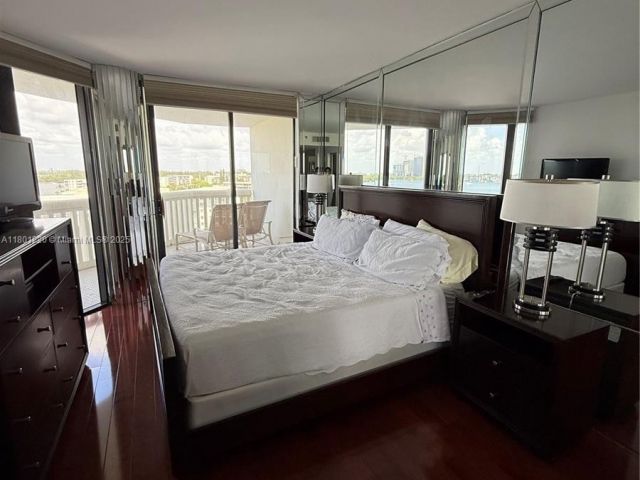 Продажа квартиры #911 - фото 6089437