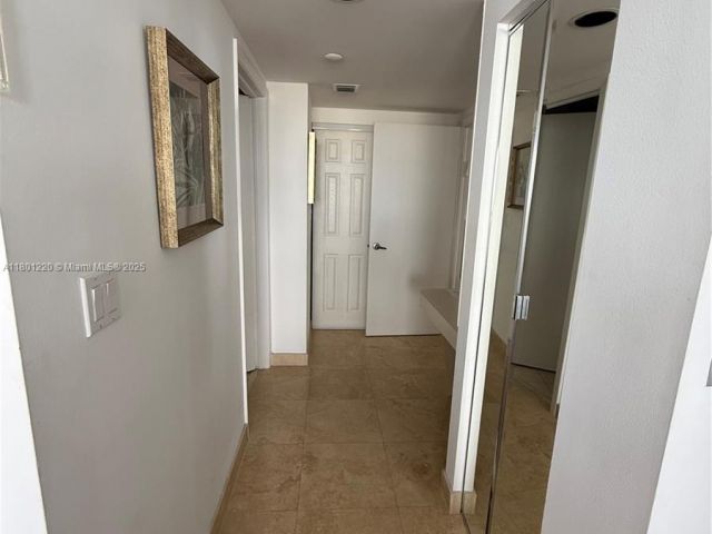 Продажа квартиры #911 - фото 6089442