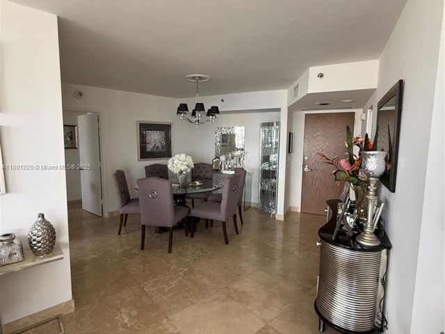 Продажа квартиры #911 - фото 6089445