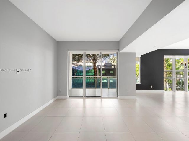 Продажа квартиры #200 - фото 6089172