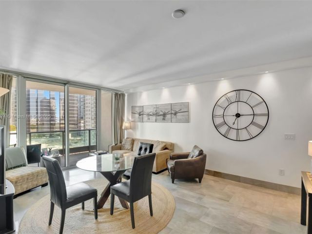 Продажа квартиры #1504 - фото 6089111