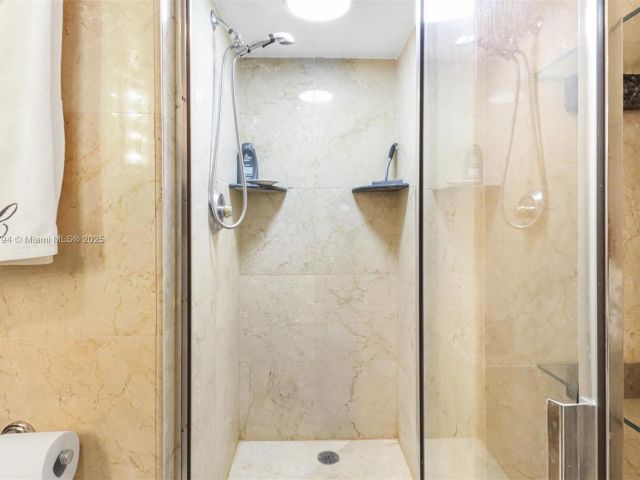 Продажа квартиры #18G - фото 6093414