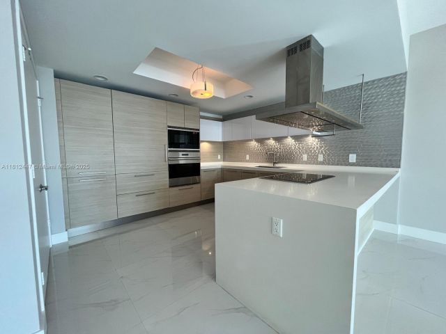 Продажа квартиры #2105 - фото 6094020