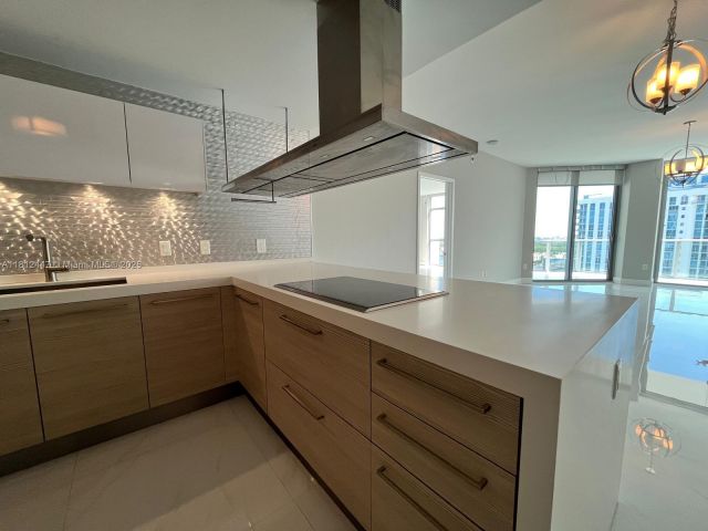 Продажа квартиры #2105 - фото 6094025