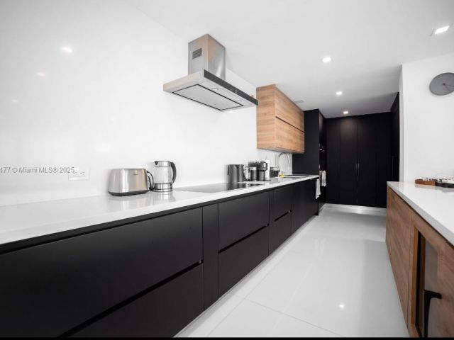 Продажа квартиры #14K - фото 6093576