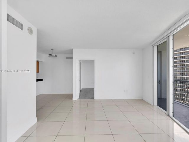 Продажа квартиры #4801 - фото 6092471