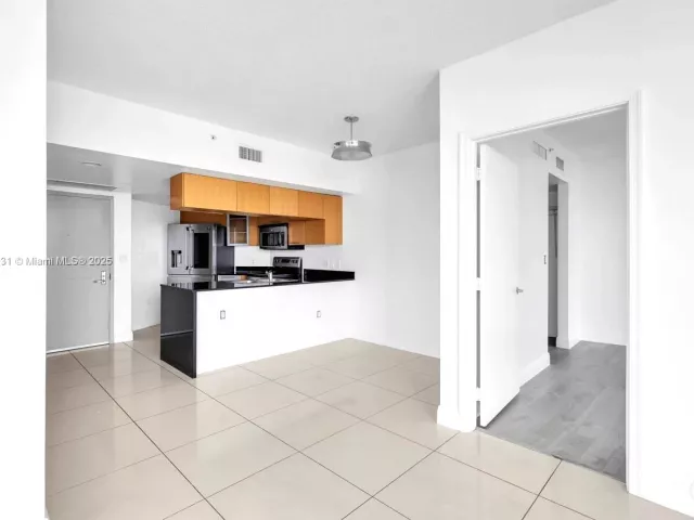 Продажа квартиры #4801 - фото 6092472