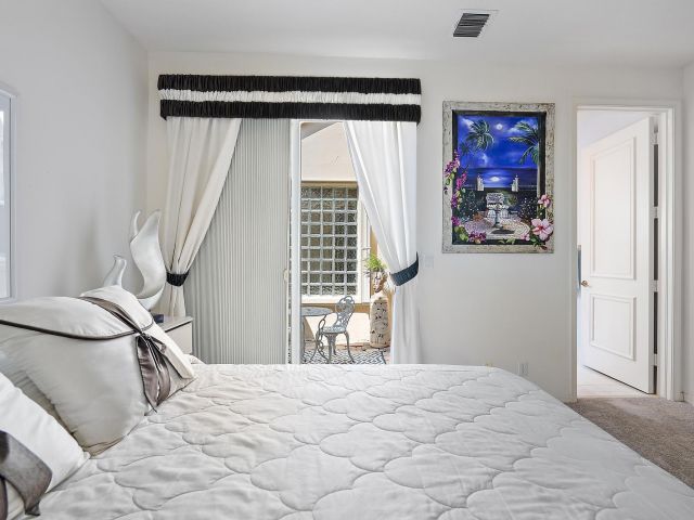 Дом в аренду по адресу 7713 Sandhill Court - фото 6116161