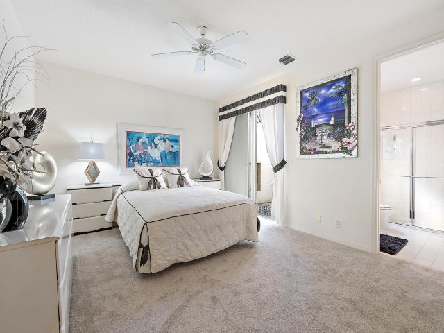 Дом в аренду по адресу 7713 Sandhill Court - фото 6116162