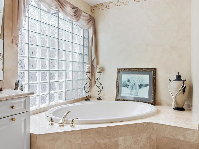 Дом в аренду по адресу 7713 Sandhill Court - фото 6116168