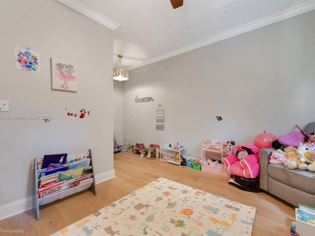 Продажа дома по адресу 1433 Santa Cruz Ave - фото 6134099