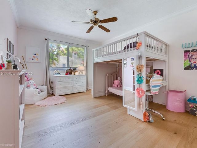 Продажа дома по адресу 1433 Santa Cruz Ave - фото 6134100