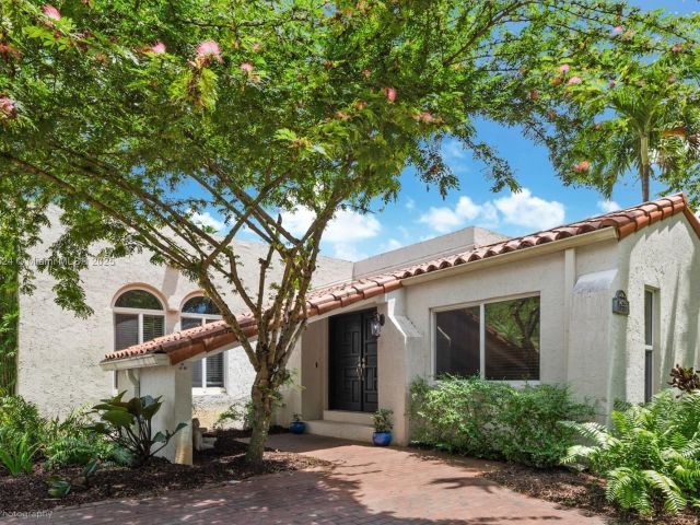 Продажа дома по адресу 1433 Santa Cruz Ave - фото 6134110