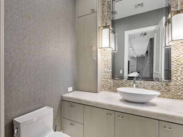 Продажа дома по адресу 526 N Ocean Boulevard - фото 6094539