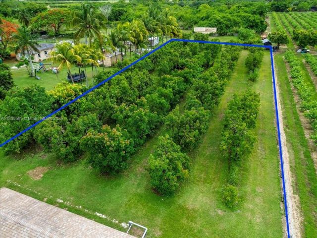 Продажа дома по адресу 27000 SW 187th Ave - фото 6164287