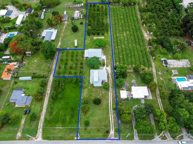 Продажа дома по адресу 27000 SW 187th Ave - фото 6164290