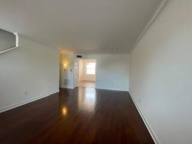 Дом в аренду по адресу 608 Fern Street - фото 6116357