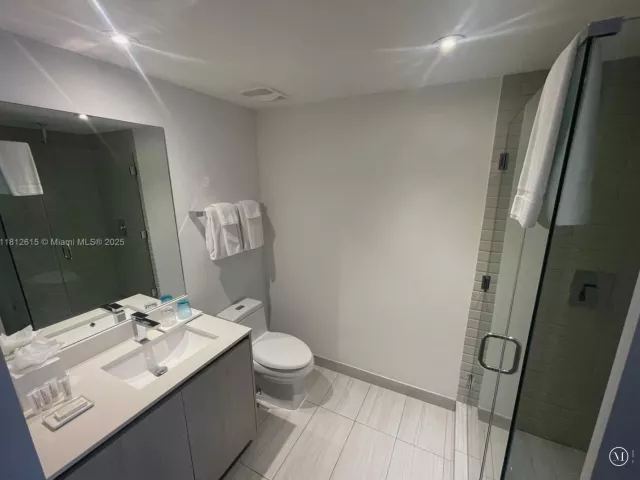 Продажа квартиры #R1705 - фото 6095407