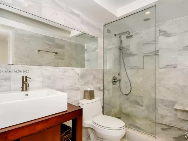 Квартира в аренду номер619 - фото 6108800