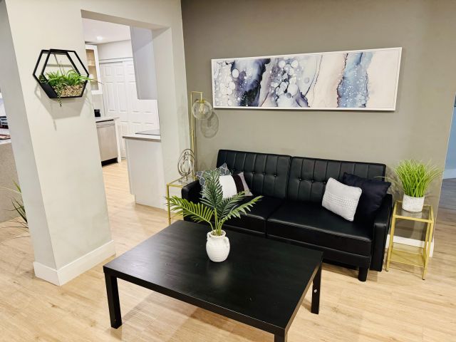 Дом в аренду по адресу 219 NW 14th Avenue - фото 6094574