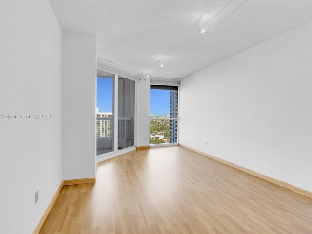 Продажа квартиры #2104 - фото 6094273