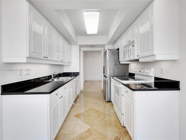 Продажа квартиры #2104 - фото 6094274