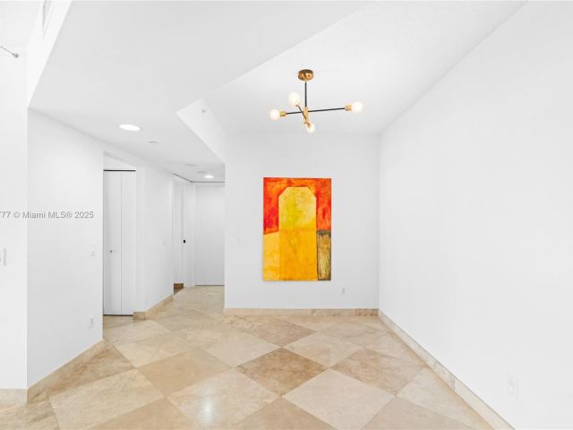 Продажа квартиры #2104 - фото 6094286