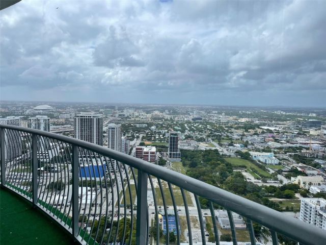 Продажа квартиры #5615 - фото 6095751